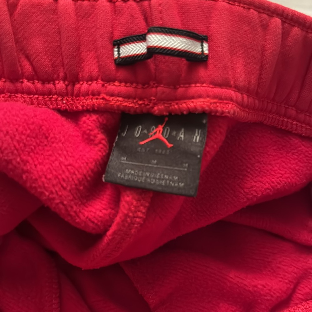 Jordan Red Sweatpants - Picture 3 of 3